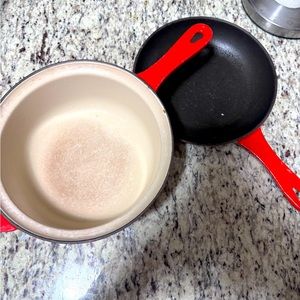 Two pieces of Le Crueset